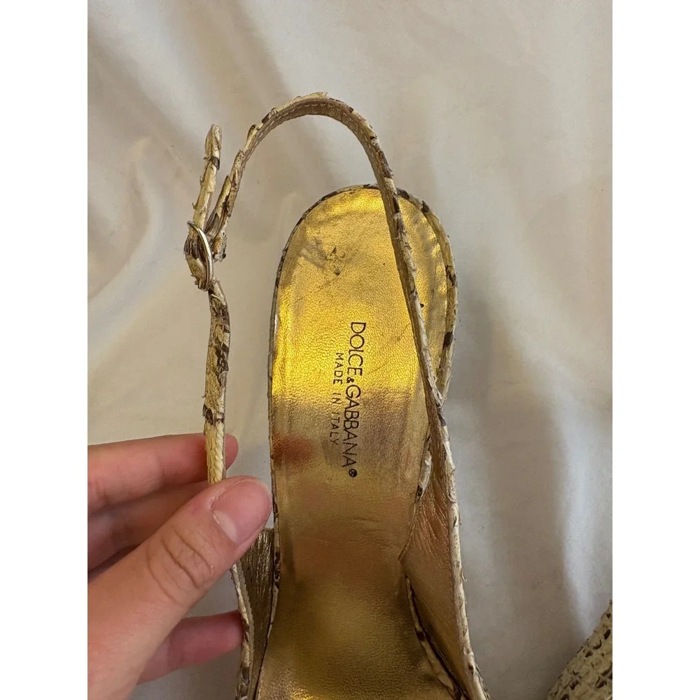 Dolce & Gabbana Snakeskin Slingback Pumps Python Print Pointed Toe Gold Heels 39